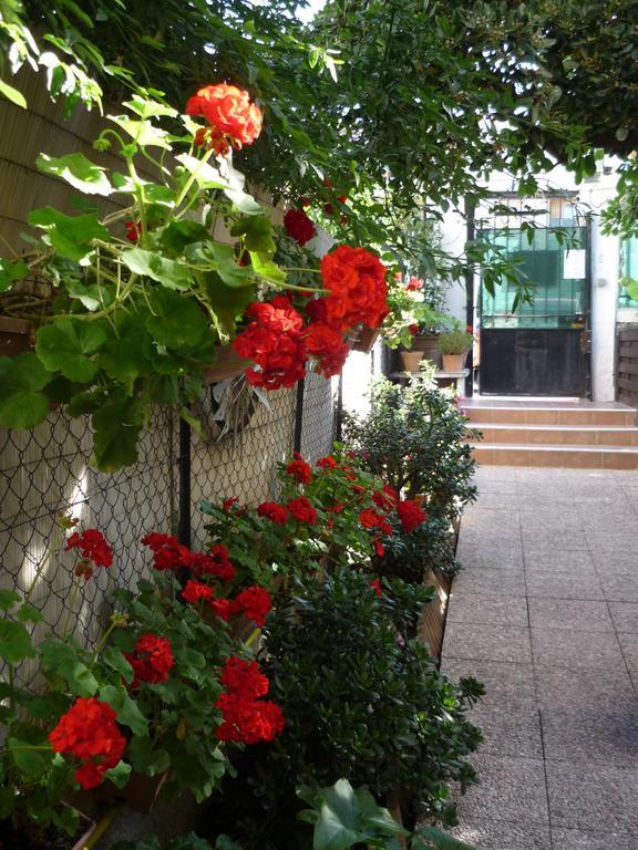 Logis Hotel Villa Victorine Νίκαια Εξωτερικό φωτογραφία
